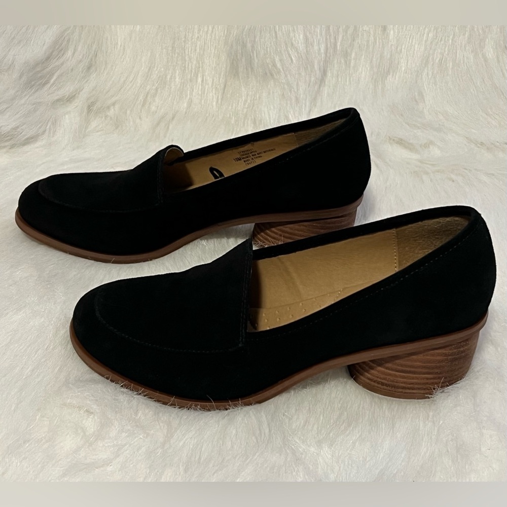 Sofft Black Loafers